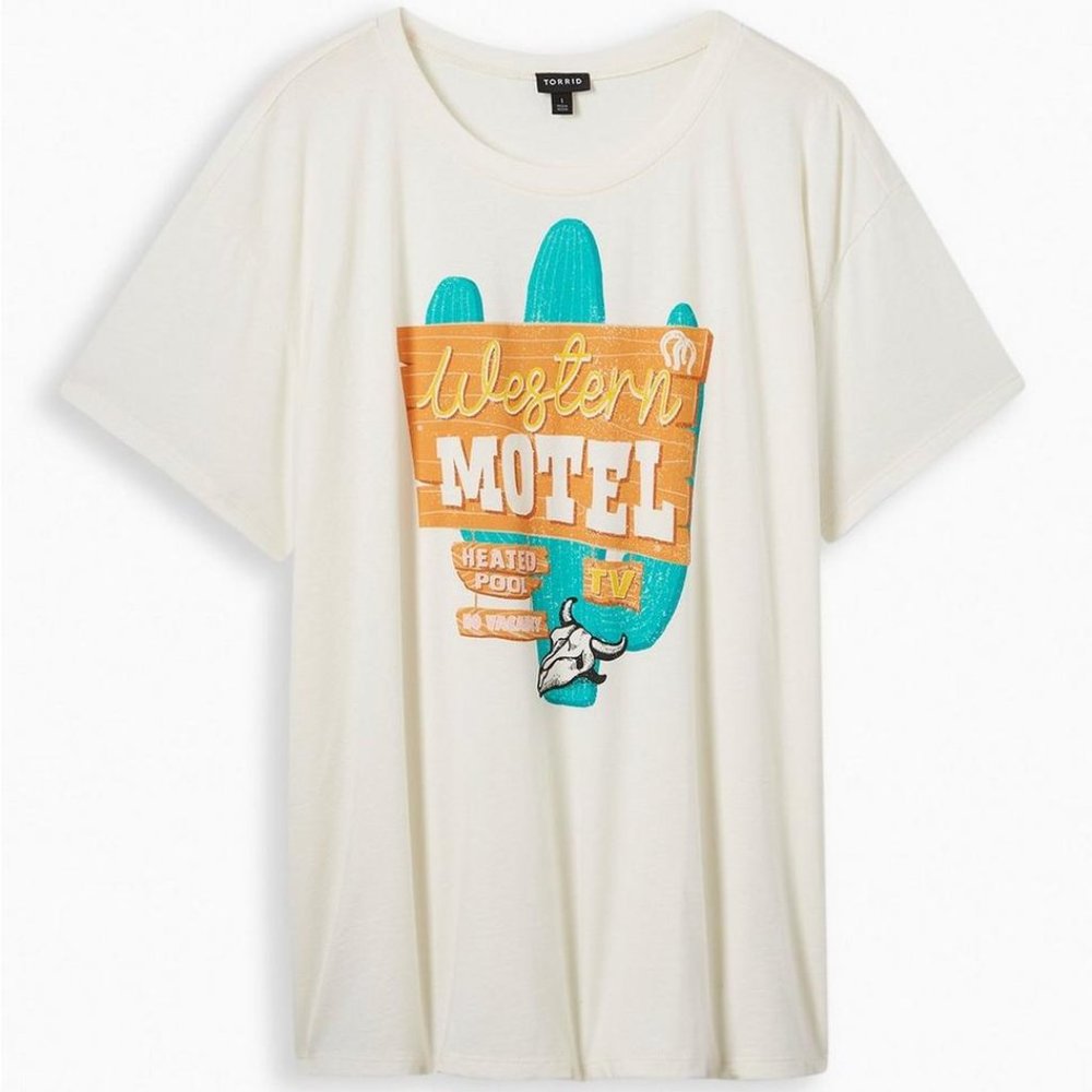 Torrid Ivory Western Motel Cactus Horseshoe Steer Skull TV Jersey Tee 3 3X 22/24